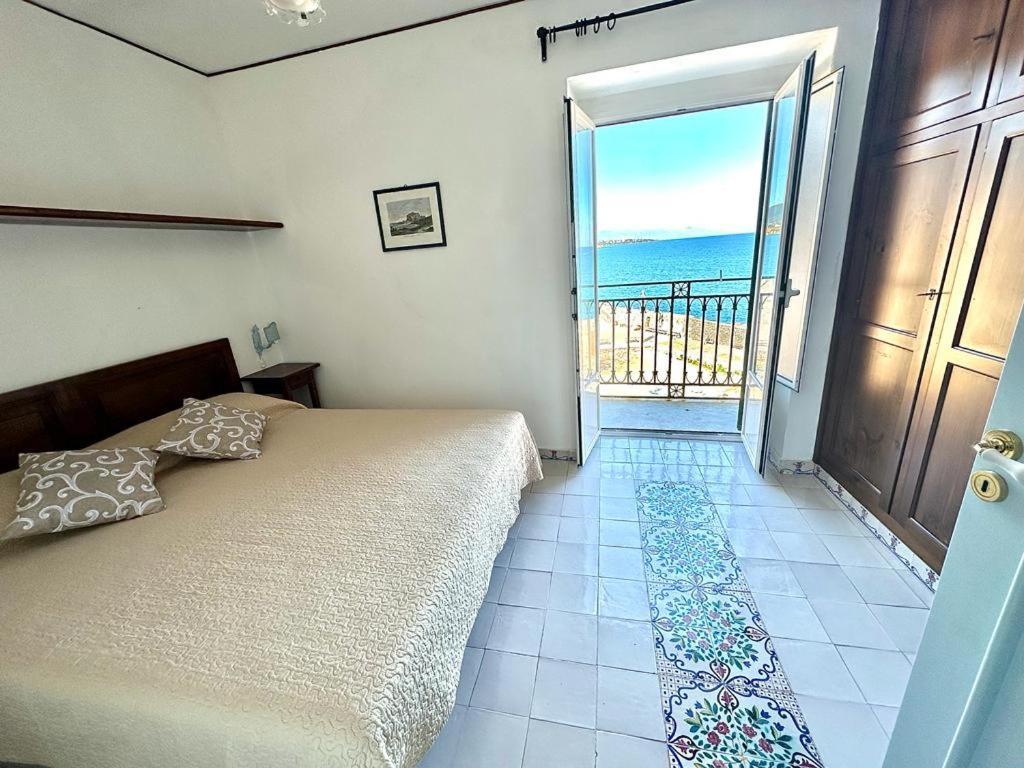 Molo Sea View Apartment Cefalu Luaran gambar